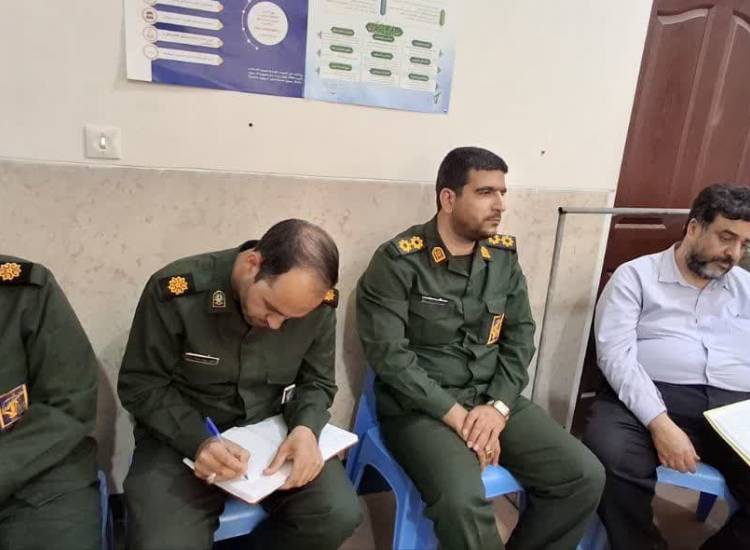 میبد