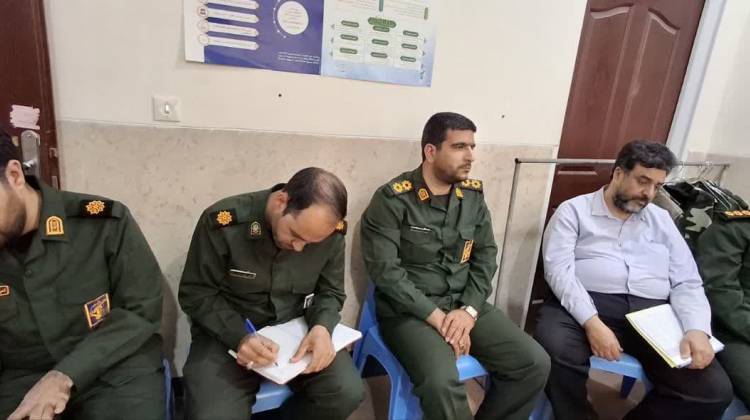 میبد